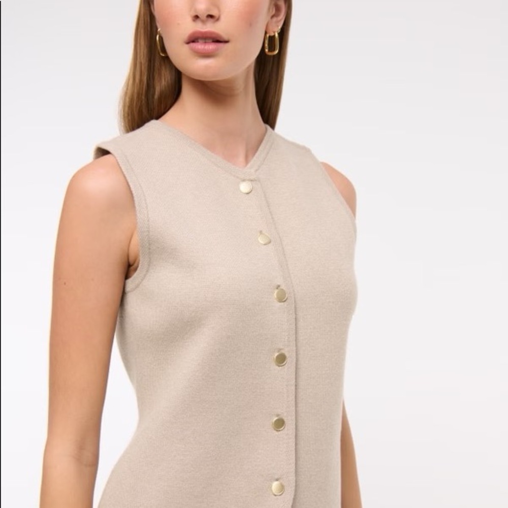 A&F Mara high-V luxesoft sweater vest